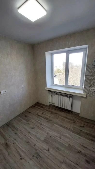 Продаж 1 кімнатна  квартира  вулиця Південна новий ремонт
