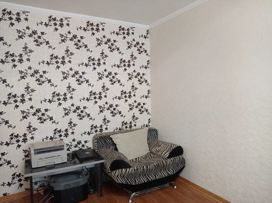 Продам 3х к.кв 7/9 эт. 60 м.кв Евроремонт с мебелью и техник