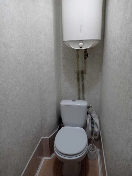 Продам 3х к.кв 7/9 эт. 60 м.кв Евроремонт с мебелью и техник