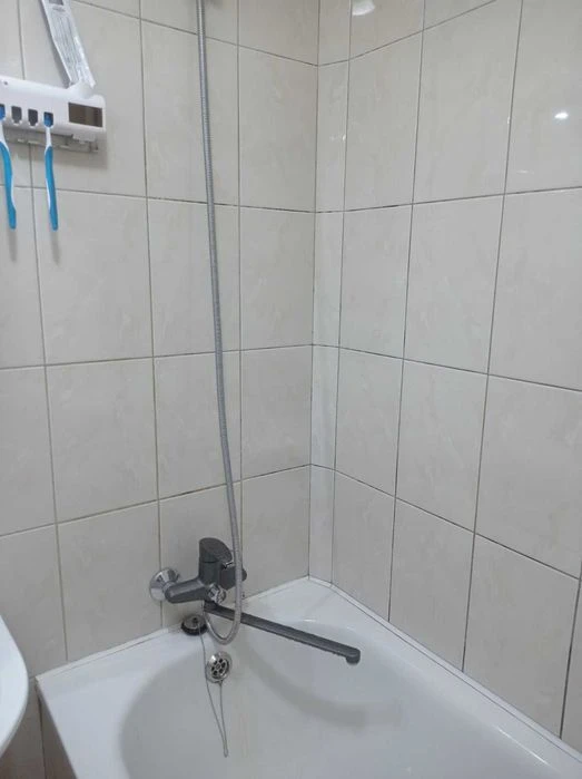 Продам 3х к.кв 7/9 эт. 60 м.кв Евроремонт с мебелью и техник