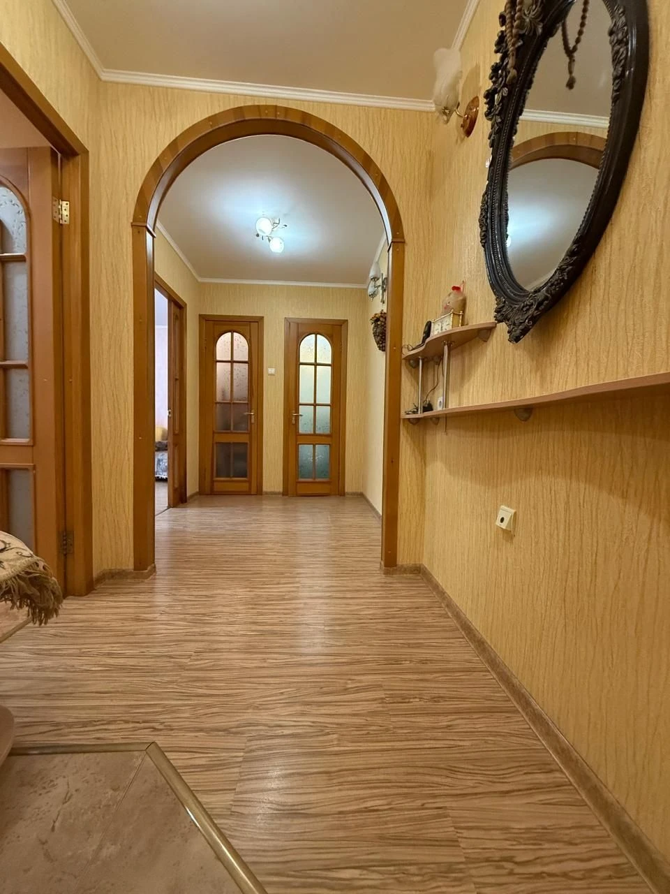 Продам отличную 3х комнатную квартиру в центре. Ул. Шоссейна