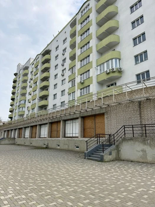 Продаж  квартири у Центрі міста в новому домі, вул. Садова