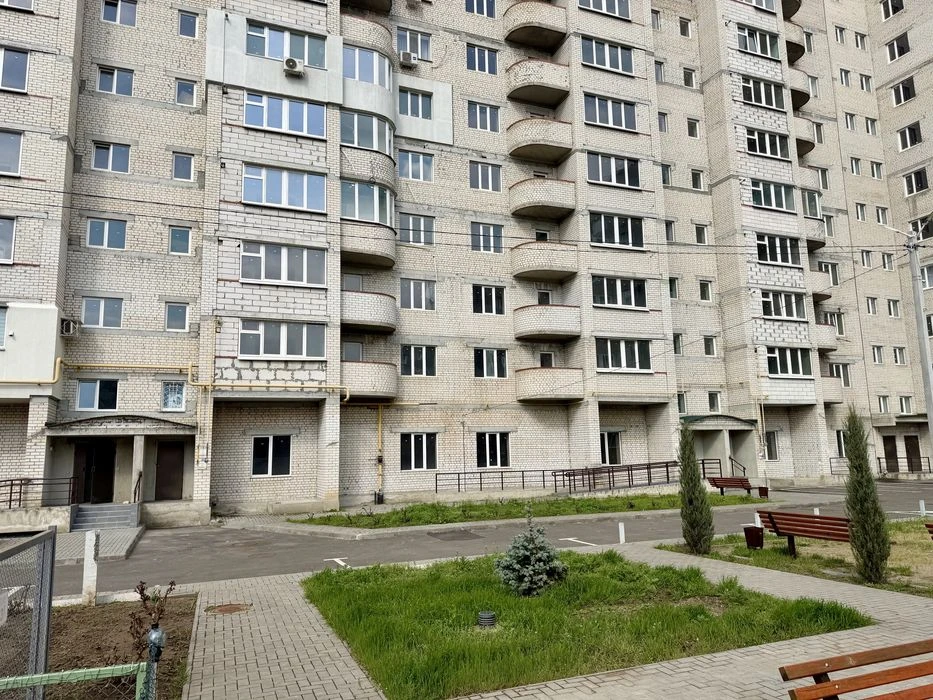 Продаж  квартири у Центрі міста в новому домі, вул. Садова
