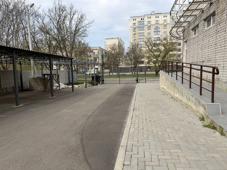 Продаж  квартири у Центрі міста в новому домі, вул. Садова