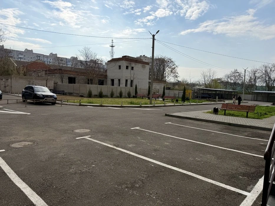 Продаж  квартири у Центрі міста в новому домі, вул. Садова
