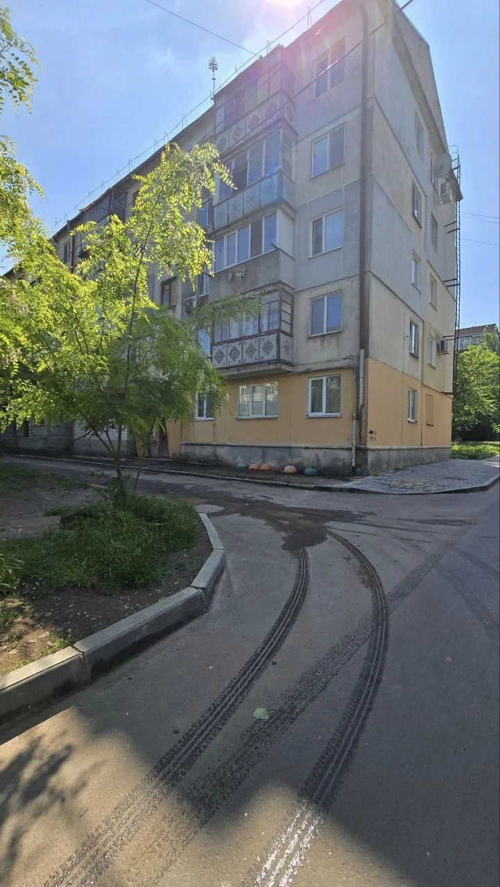 Продам 3к квартиру Колос / Будівельників вулиця