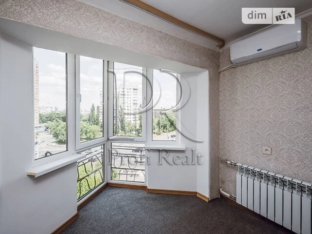 Продаж 2к квартири 44.4 кв. м на бул. Чоколівський 37 • ID 3