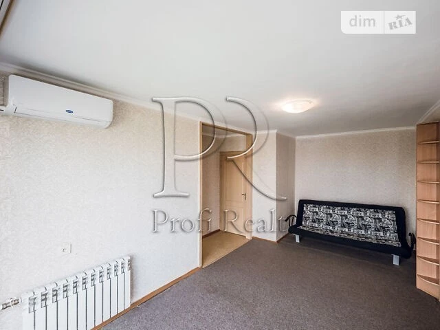 Продаж 2к квартири 44.4 кв. м на бул. Чоколівський 37 • ID 3