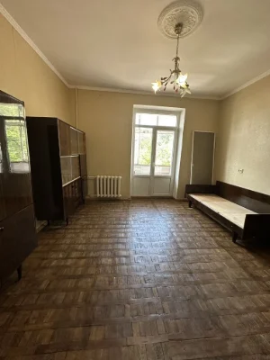 Продам 3х комнатную квартиру "сталинка" ул. Пушкинская, райо