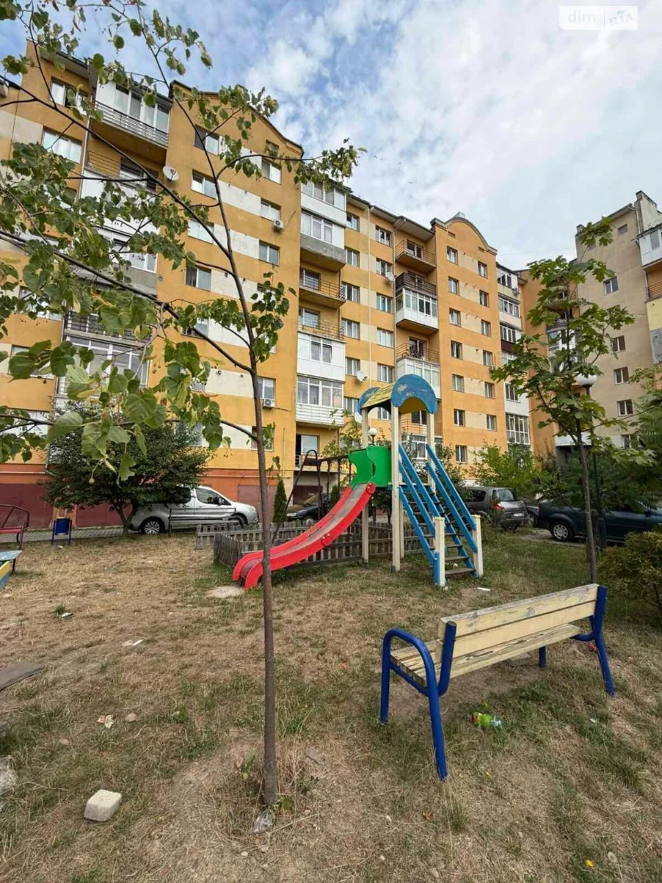 Продаж Квартира Бам