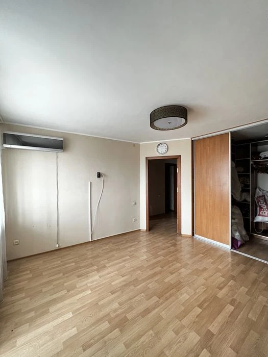Ціну знижено !В Продажу 3 к к на пр. Миру/ 1а Лінія з ремонт