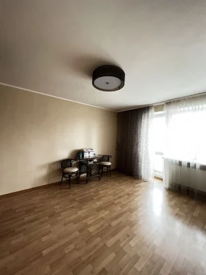 Ціну знижено !В Продажу 3 к к на пр. Миру/ 1а Лінія з ремонт