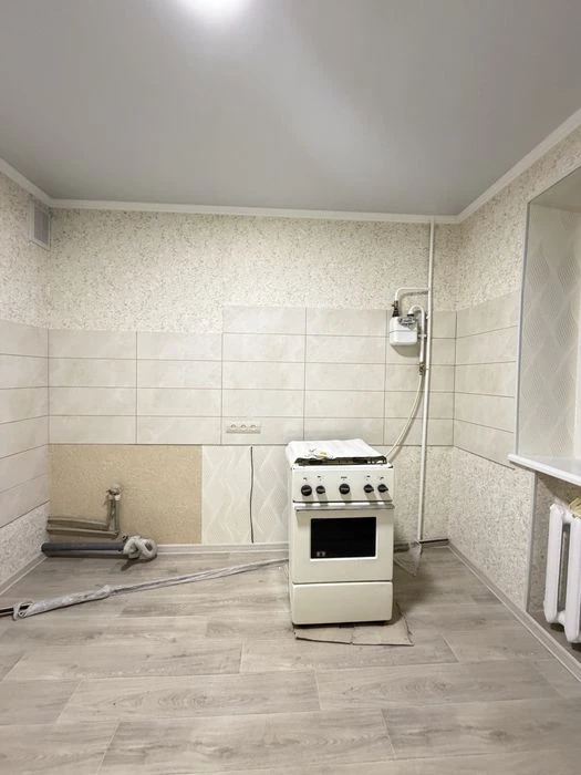В Продажу 1 к к на вул. Крилова ( Євгенія Логінова) з ремонт