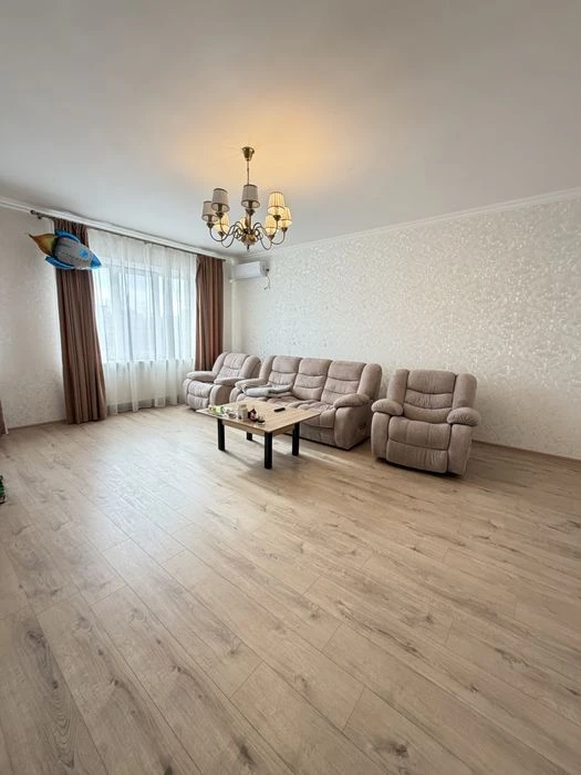 В Продажу 3 к к в Корабельному районі в Новобудові