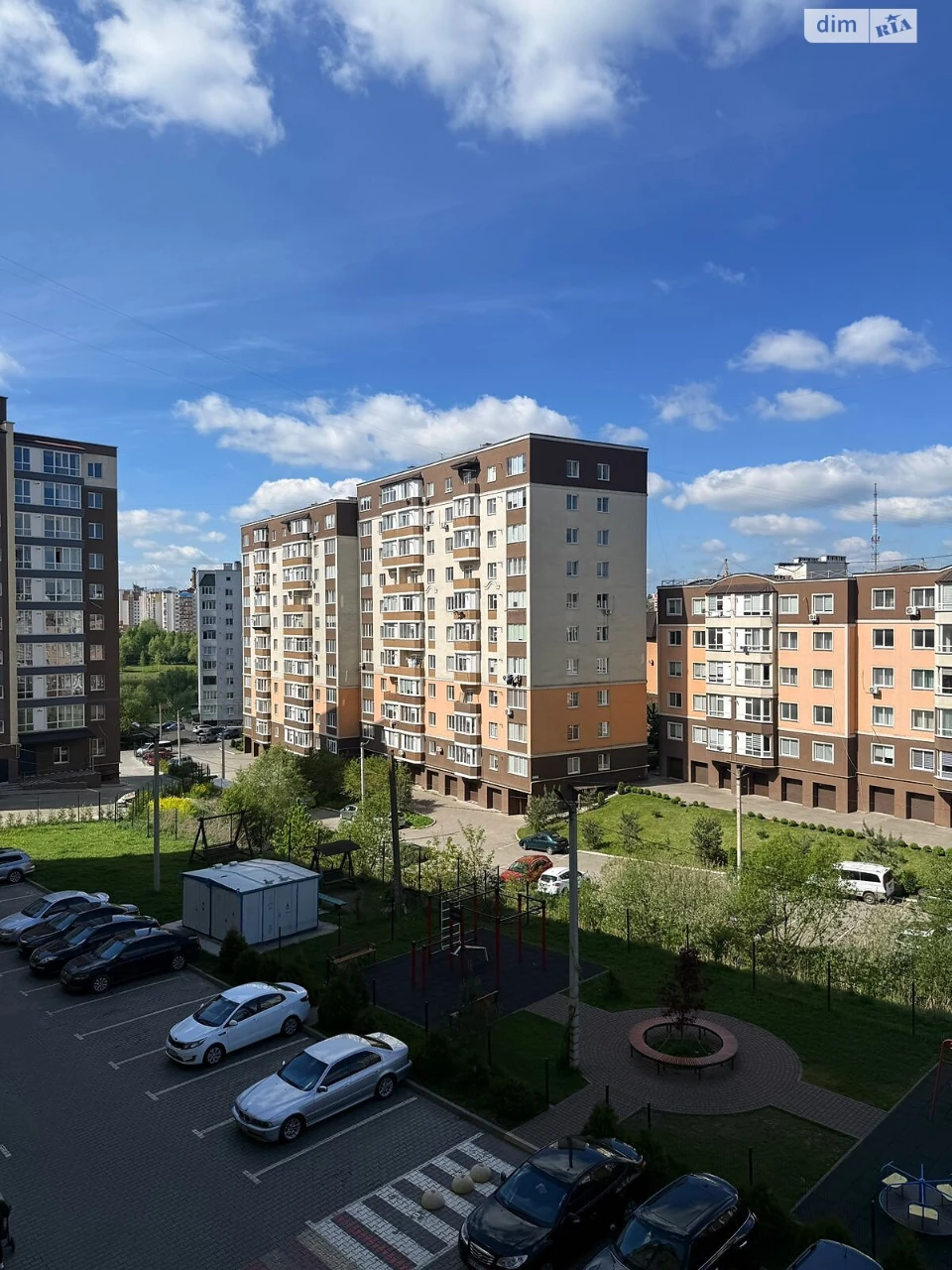 Продаж Квартира Озерна