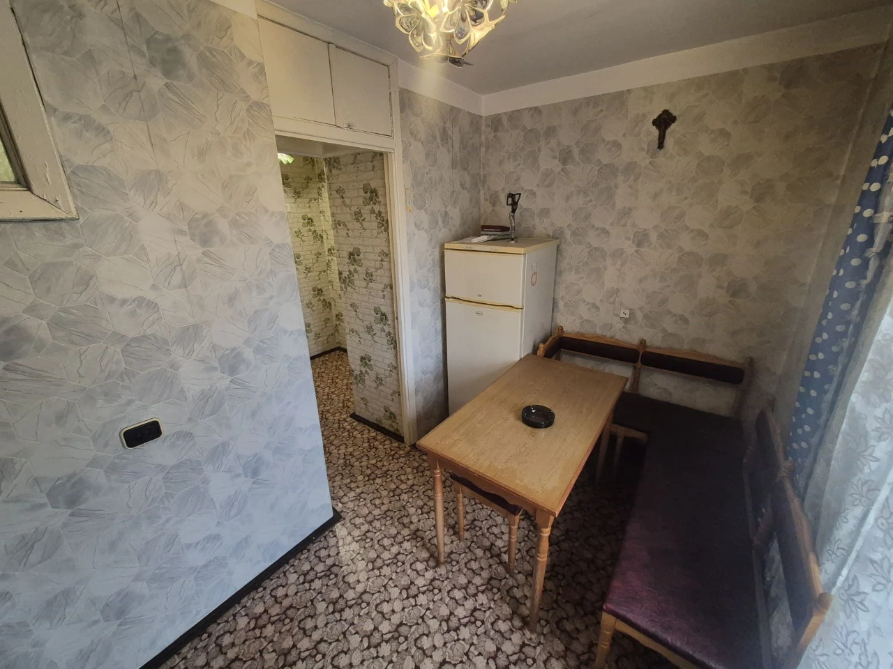 Продаж 1 кімнатної квартири по вул. Хотинській  49 Б