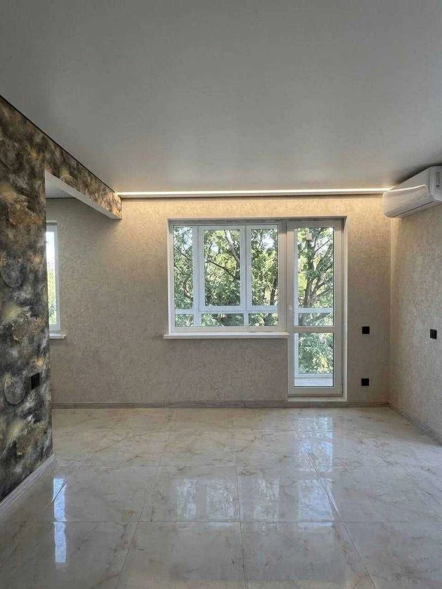 3к.квартира, Алмазний, з меблями та технікою, свіжий ремонт