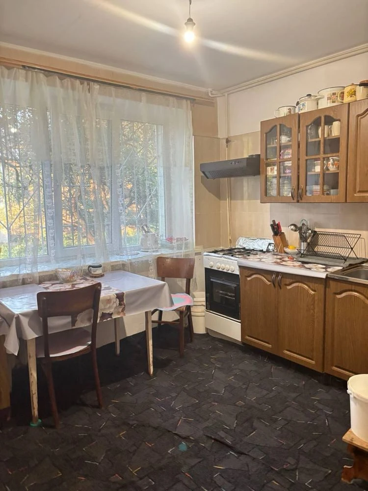 Продаж 2-кімнатної 58м2 1поверх Стара автостанція