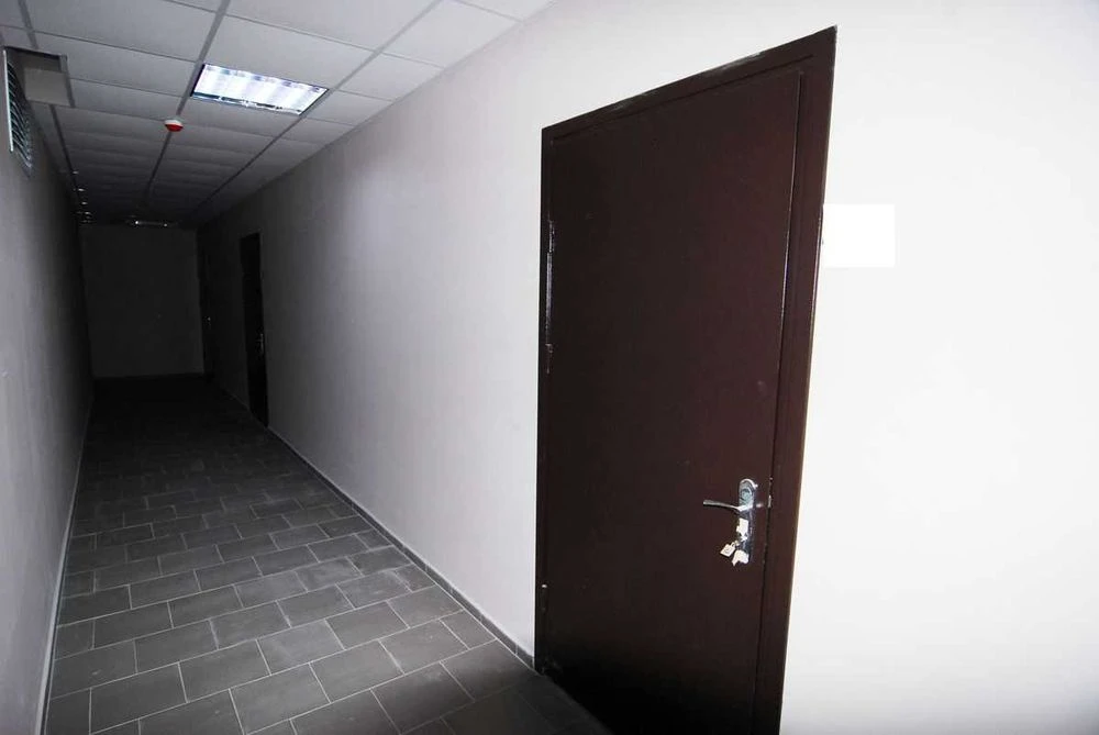 I will sell a 1-room apartment with an area of 44.4 m2 in the residential complex Meridian from the dock