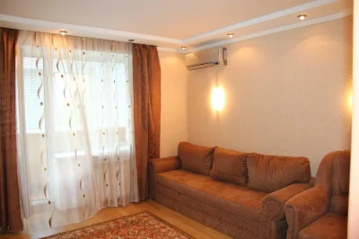Продаж 2-к квартири у цегляному будинку (3 поверх, меблі + т