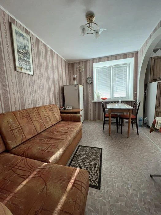Продаю 3 к квартиру район Алмазний