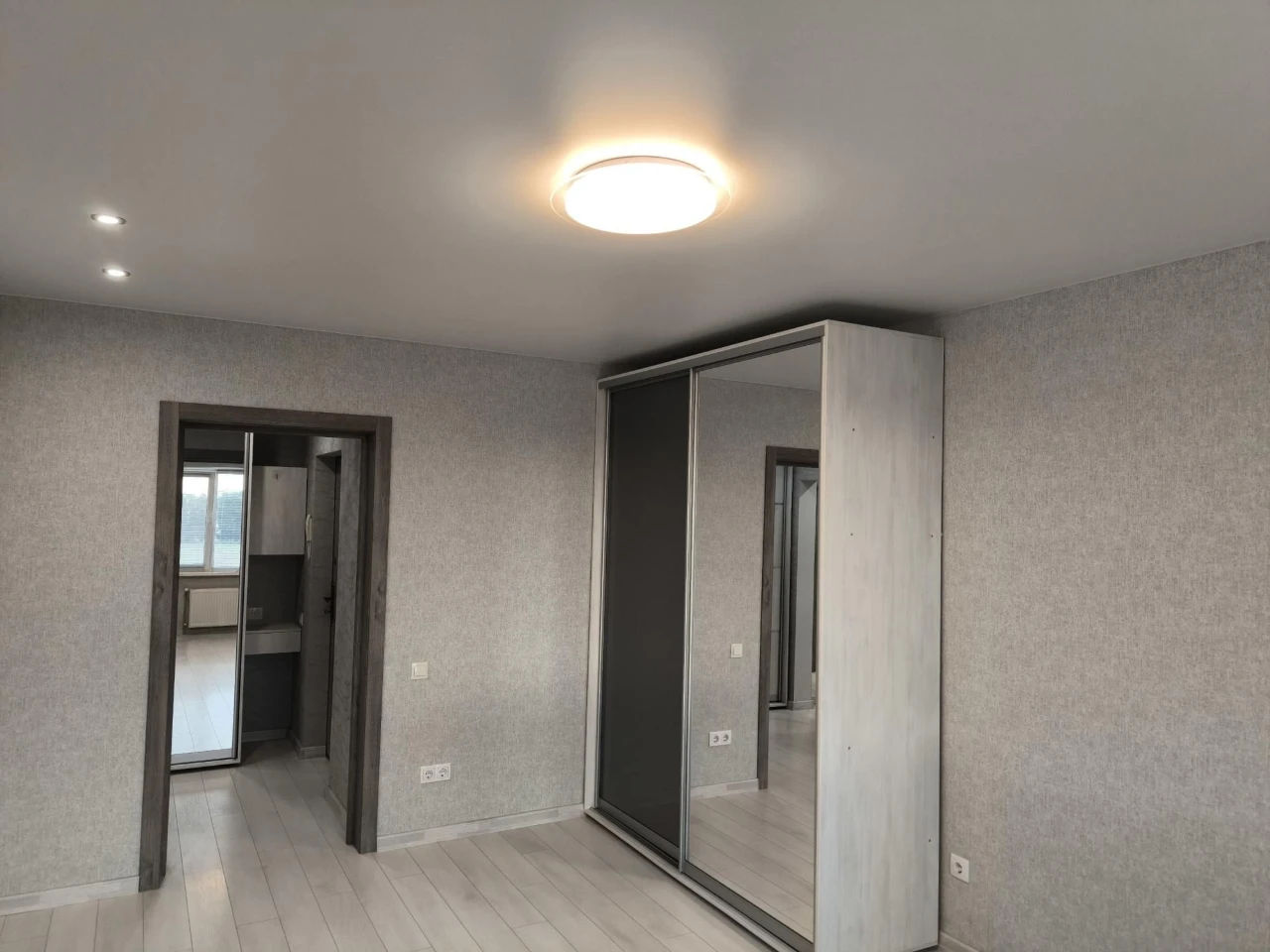 Продаж 1-к квартири, новобудова, євроремонт, автономне опале