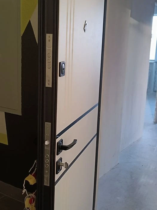 Продам квартиру власник,новобуд 35000