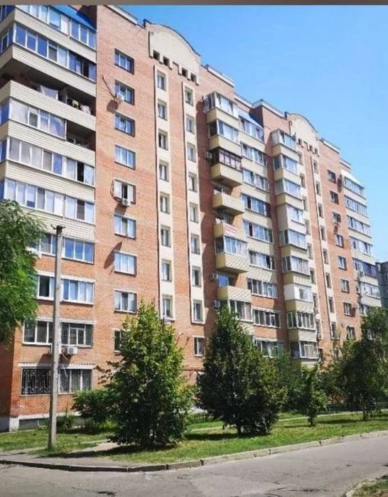 Продаж 3-х кімнатної квартири на Леваді з автономним опаленн