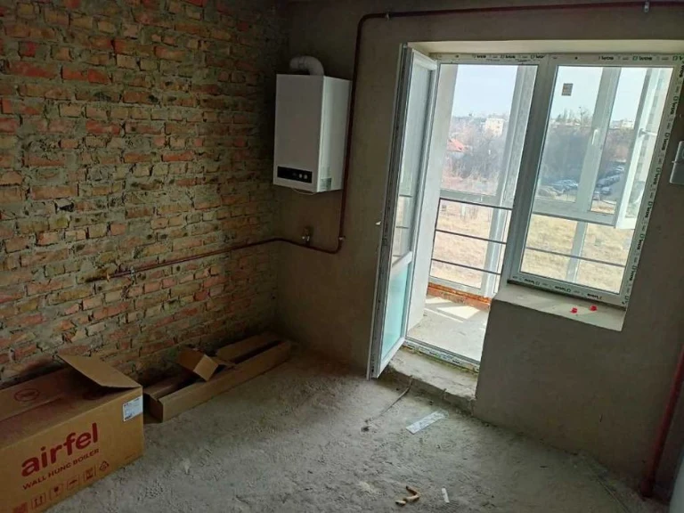 Продаж 2к. квартира вул. Ст.Фронту 20