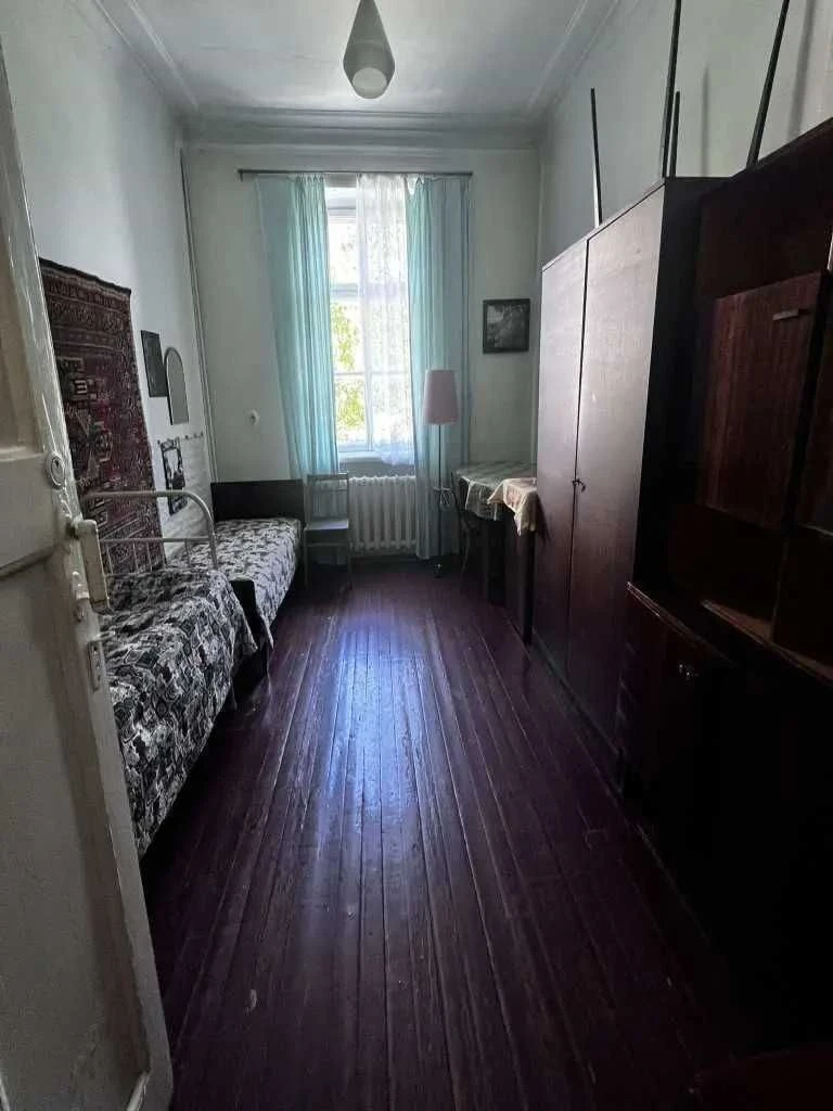 3-х кімнатна квартира в центрі Полтави. Цегляний будинок. Де