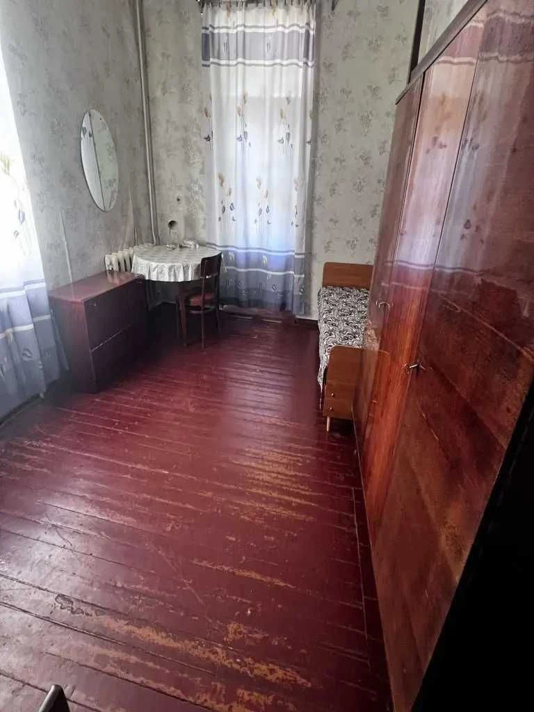 3-х кімнатна квартира в центрі Полтави. Цегляний будинок. Де