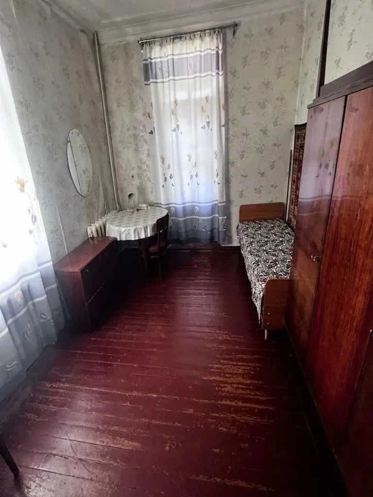 3-х кімнатна квартира в центрі Полтави. Цегляний будинок. Де