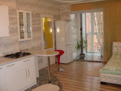 Продам н-строй 86кв/м,Центр на Соборности,59-a,Котел,экв.120