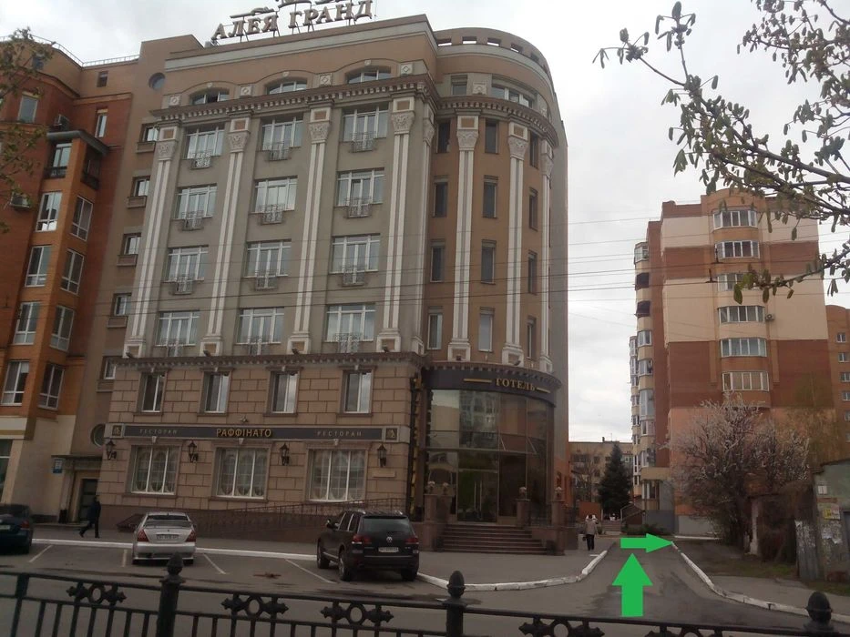 Продам н-строй 86кв/м,Центр на Соборности,59-a,Котел,экв.120