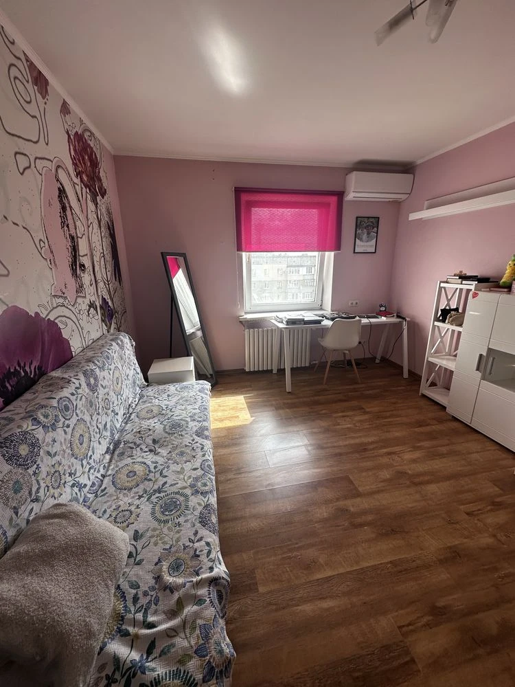 Квартира  3К, 120 м2, р-н Поділ
