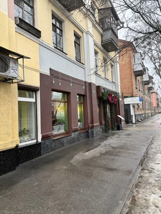 Продаж від Власника 1-кімнатної квартири 44,5 кв.м в центрі