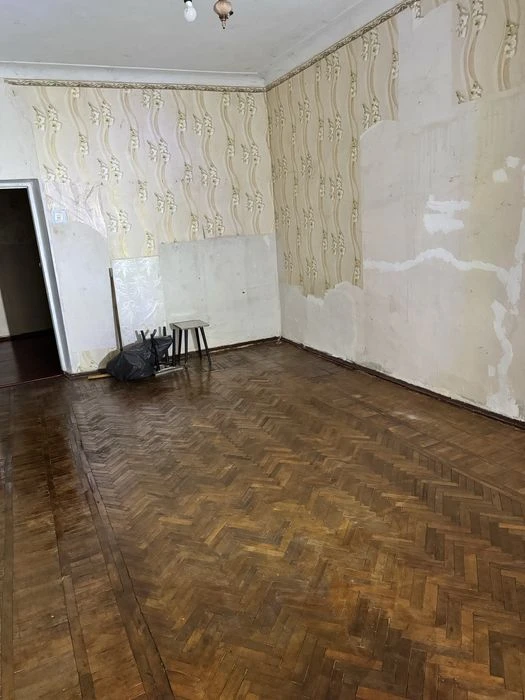 Продаж від Власника 1-кімнатної квартири 44,5 кв.м в центрі