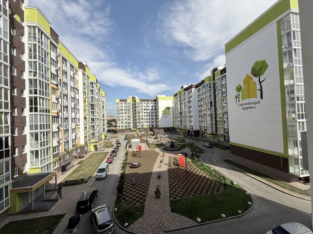‼️Фурманова‼️ 3 кімнатна квартира у гарному ЖК, 96 м², топ п