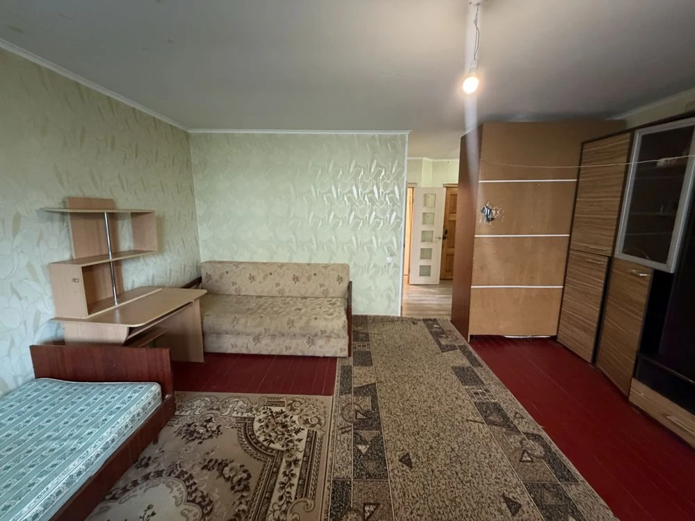 Продаж 1к квартири з великою лоджією і своїм підвальним прим