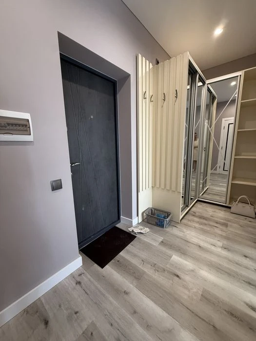 Продаж 1,5 кімн. Кв. ЖК Садовий + кладовка