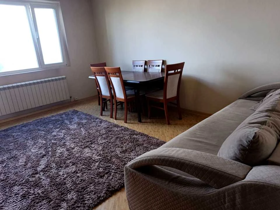 Квартира. Ужгород, Героїв 128-ї Бригади вул. (8 Березня)