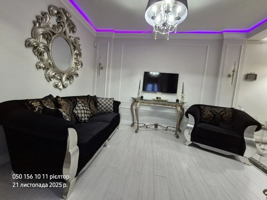 Продаж 1 кім. кв. з дизайнерським ремонтом в центрі міста
