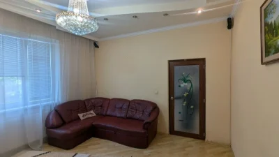 Продаж 3- кімн квартири з двориком. Газ!