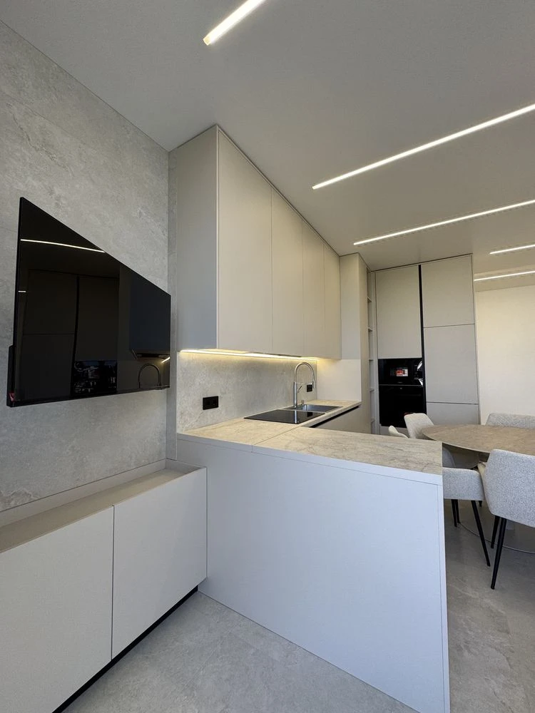 Продаж шикарної квартири ЖК UZ Towers.