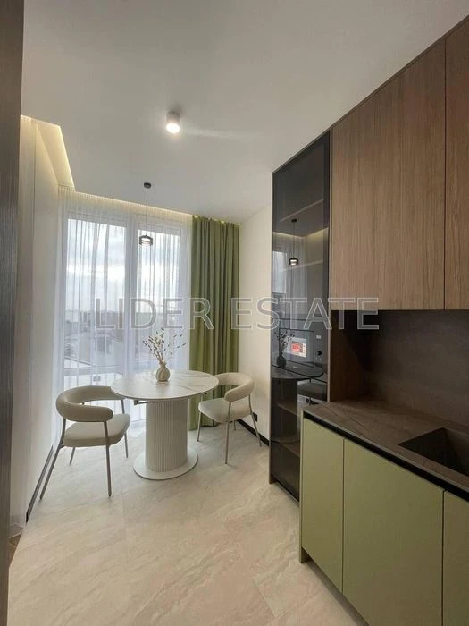 Продам 1-к квартиру, 5/5, 34 м², ЖК Загорський
