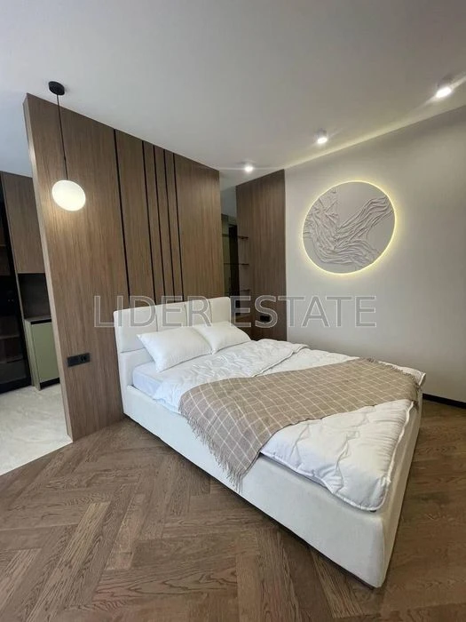 Продам 1-к квартиру, 5/5, 34 м², ЖК Загорський