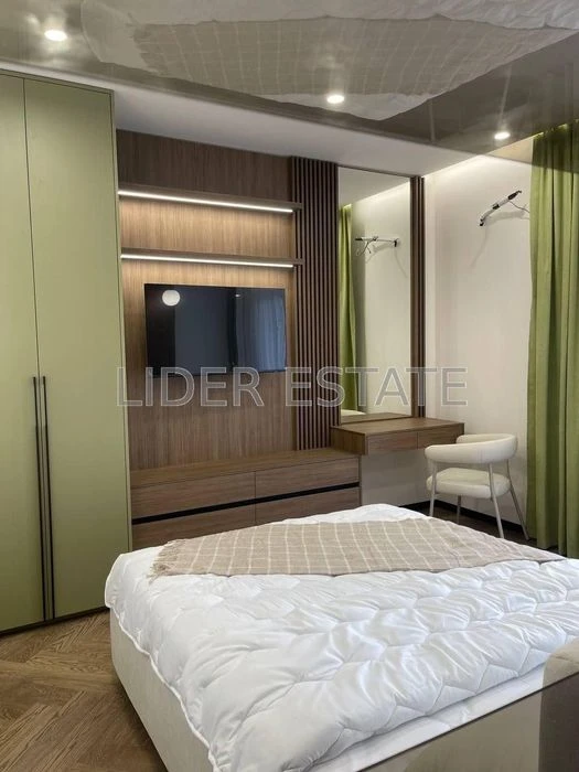 Продам 1-к квартиру, 5/5, 34 м², ЖК Загорський