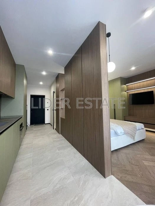 Продам 1-к квартиру, 5/5, 34 м², ЖК Загорський