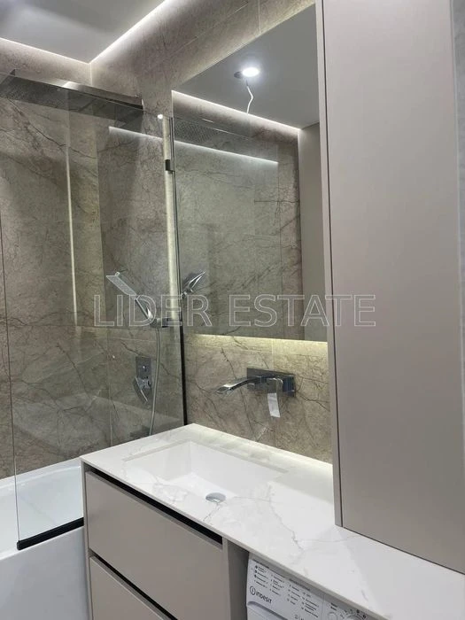 Продам 1-к квартиру, 5/5, 34 м², ЖК Загорський