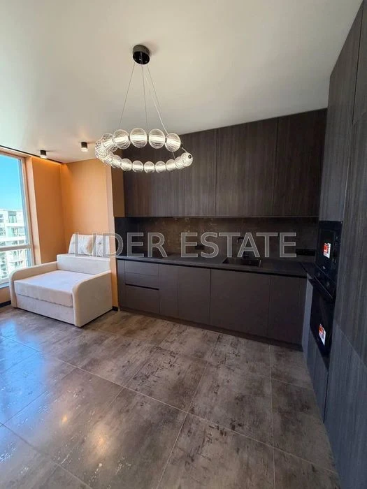 Продам 1,5 кімн. квартиру 43 м² у ЖК KRONA house, Ужгород, 9